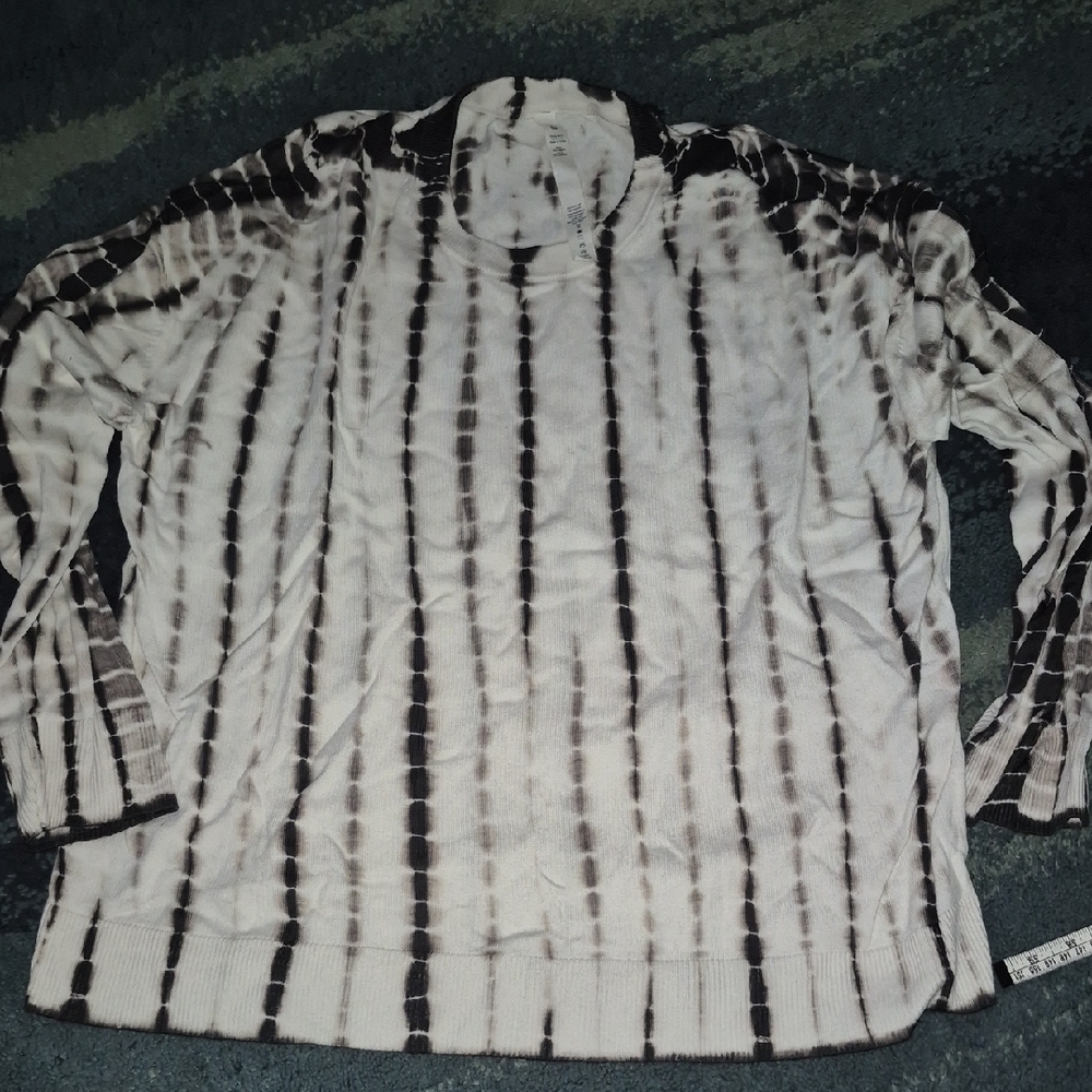 lululemon athletica Tie-Dye Crew Neck Sweater Size 10